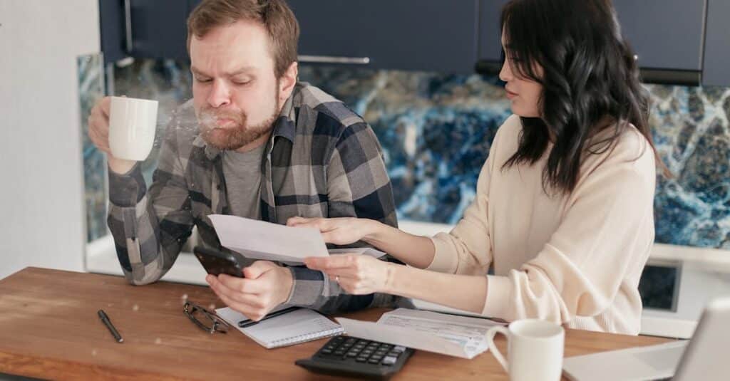 découvrez les avantages fiscaux qui peuvent vous aider à réduire vos impôts et optimiser votre situation financière. apprenez comment tirer parti des crédits d'impôt, des déductions et des incitations fiscales pour améliorer votre épargne et investir intelligemment.